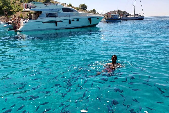 Private Speedboat tour to National Park Kornati Islands - Mana island and its fortress: the land portion that adds meaning