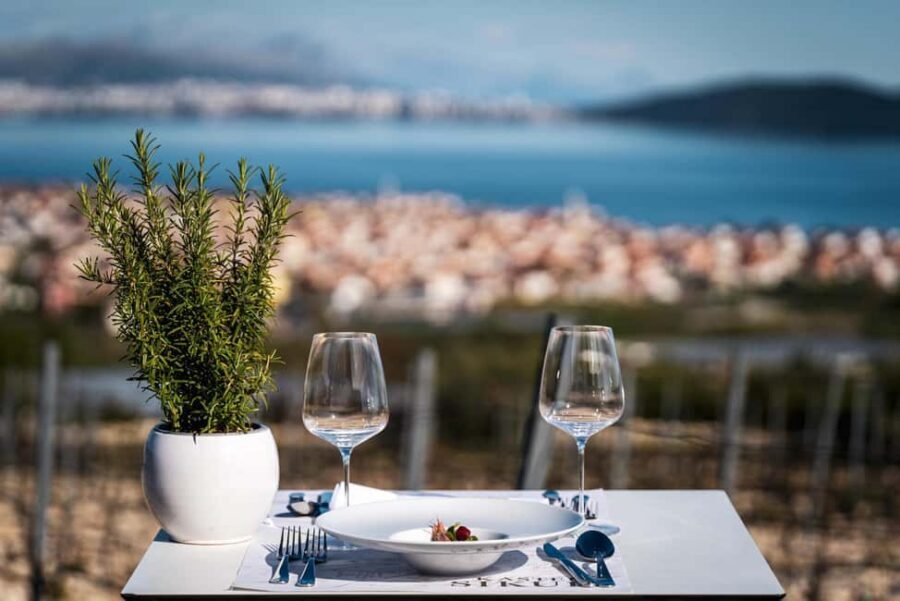 Private Split & Trogir Wine Tasting & Vineyard with Sea View - Pickup in Split and the First Guided Walk in Split