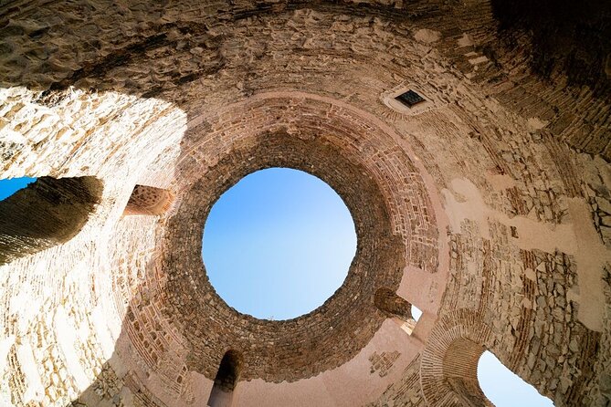 Private Split: Visit Diocletian Palace & Taste Food at the Market - Green Market and Peskarija: Where Food Is the Whole Show