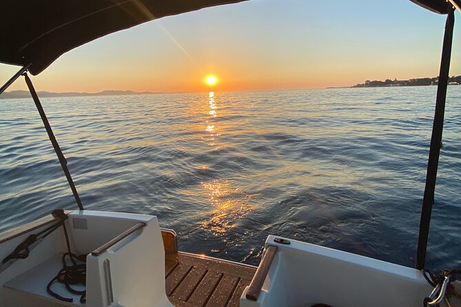 Private Sunset tour with Antares Sailing - A 1.5-Hour Sunset Sail That Doesn’t Need Overplanning