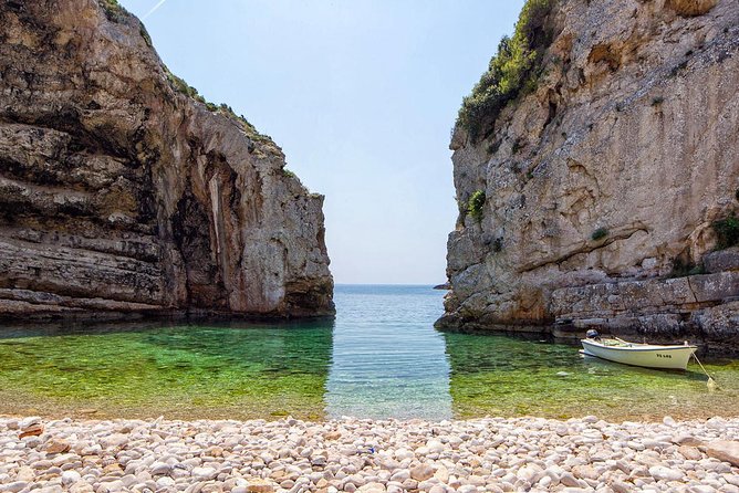 Private Tour: Blue Cave and Hvar from Split - Pakleni Islands: the name is half the story