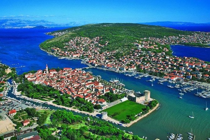 Private tour Krka waterfalls and Trogir town - Getting out of Split at 8:00 am with a driver who knows the route
