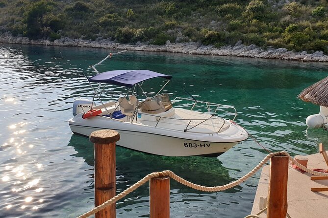 Private tour of Pakleni islands, Red Cliffs & South Shore of Hvar - Red Rocks on Hvar: the cave swim that makes the whole day