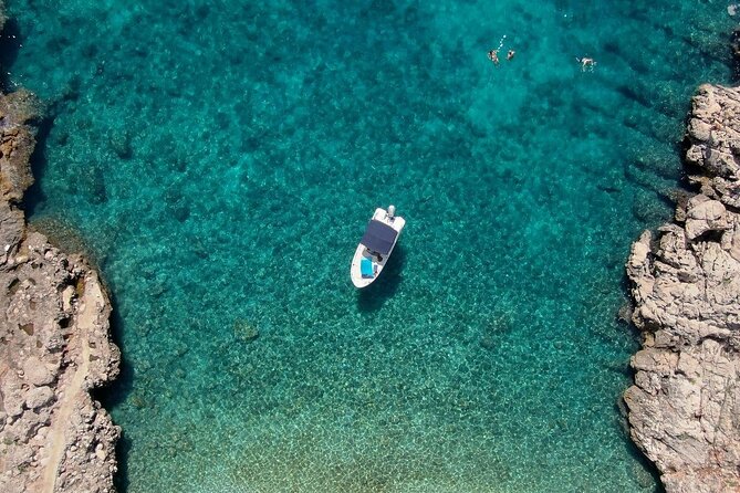 Private tour of Pakleni islands, Red Cliffs & South Shore of Hvar - Pakleni Islands cruising and Mlini Bay: the long, satisfying finish