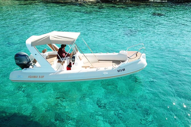 Private Tour of Red rocks, Pakleni Islands and Hvar's Southern Beaches - Stop 4: Pakleni Islands for 4 Hours of Bays, Restaurants, and Settlements