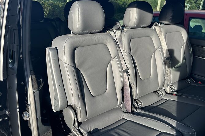 Private transfer from Split airport to Split, 1-7 person - From plane to city: why this transfer feels worth it