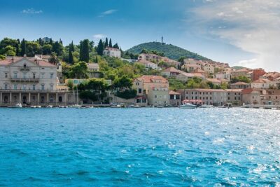 Private transfer from Split to Dubrovnik with 2h sightseeing stop in Ston - The Ston Sightseeing Stop: Two Hours, Clear Goals