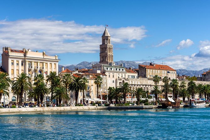 Private transfer Split airport to Split - Spotting your driver fast at Split Airport