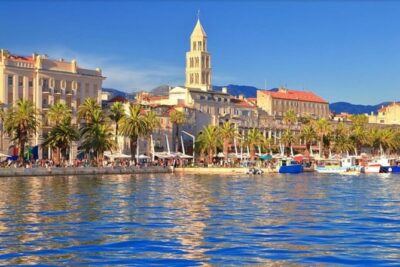Private Transfer: Split to Dubrovnik - The Ride: Air-Conditioned Comfort and Coast Views