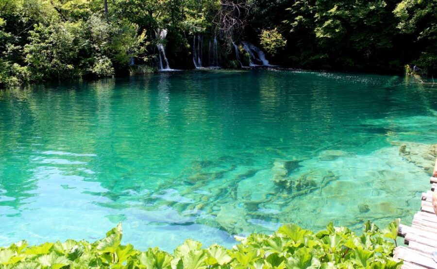 Private Transfer Tour from Zagreb - Split via Plitvice Lakes - Should you book this private transfer via Plitvice and Rastoke?