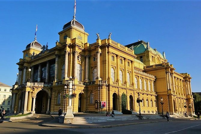 Private transfer Zagreb - Ljubljana or Ljubljana - Zagreb - Price and value: $451.55 per group, up to 3