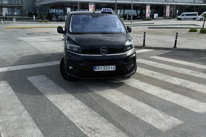 Private Transfers from Dubrovnik Airport to Hotels - How Long It Takes (And Why “About 30 Minutes” Is Still Useful)