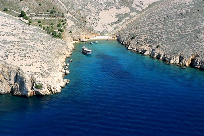 Private Wild Bays Boat Trip with Captain Bobo - Swim stops and snorkeling breaks: what to do between anchors