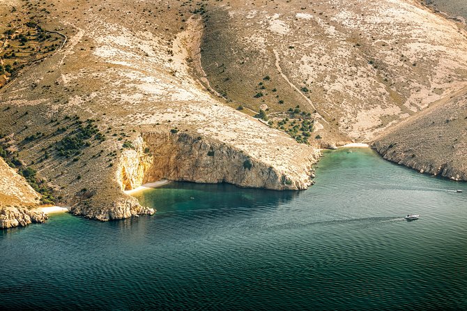 Private Wild Bays Boat Trip with Captain Bobo - Price and value: what $180.22 per group really buys