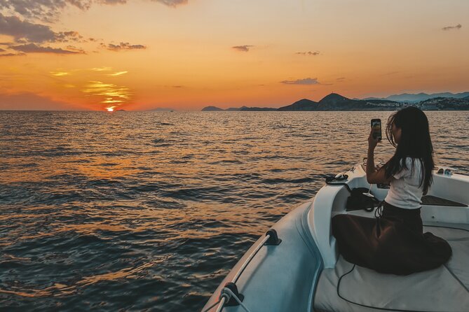 Prosecco & Sunsets: Private Dubrovnik Cruise - Drinks, snacks, and the small comforts that make it feel luxurious