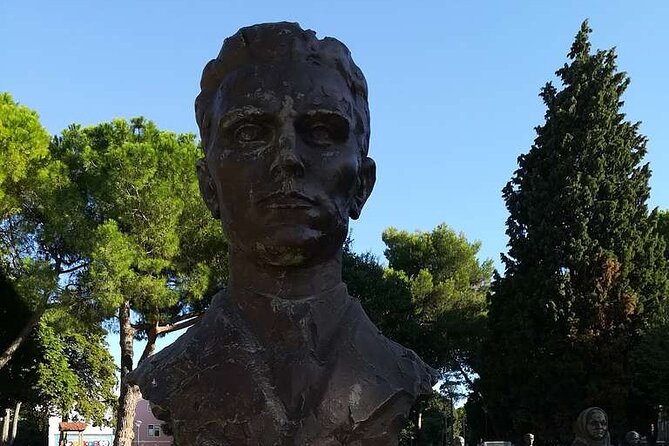 Pula 2 Hour Walking Tour with a Local - A relaxed pace with real local storytelling