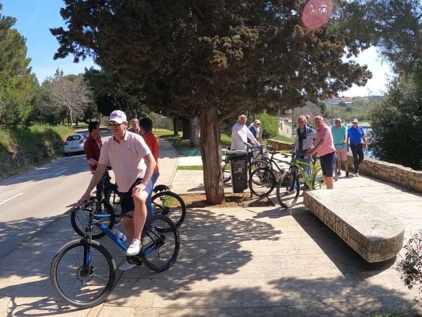 Pula: Bike Tour of Ancient Pula & Aquatic Adventures - Bike quality, timing, and small-group pacing