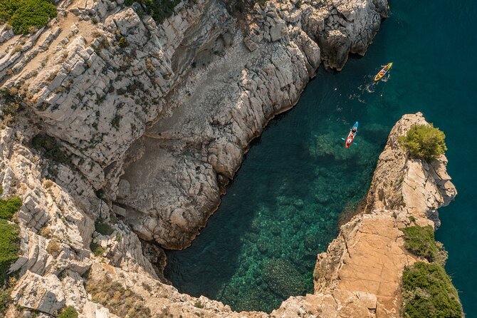Pula Kayaking Cave, Islands and Cliffs Tour with drinks - Where you start at Istria Sea Safari (Vinkuran) and how the day flows