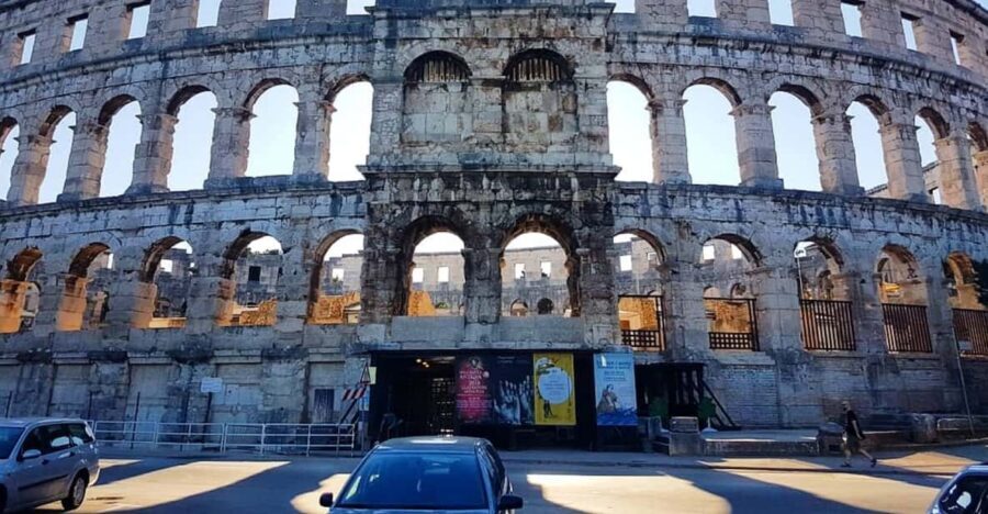 Pula: Old Town Walking Tour for Foodies with Dinner and Wine - How the evening is paced: 210 minutes, five stops, one smooth flow