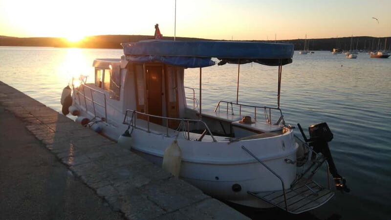 Punat: Plavnik and Krk Islands Private Boat Trip - Plavnik and the sea-only feeling you’re paying for