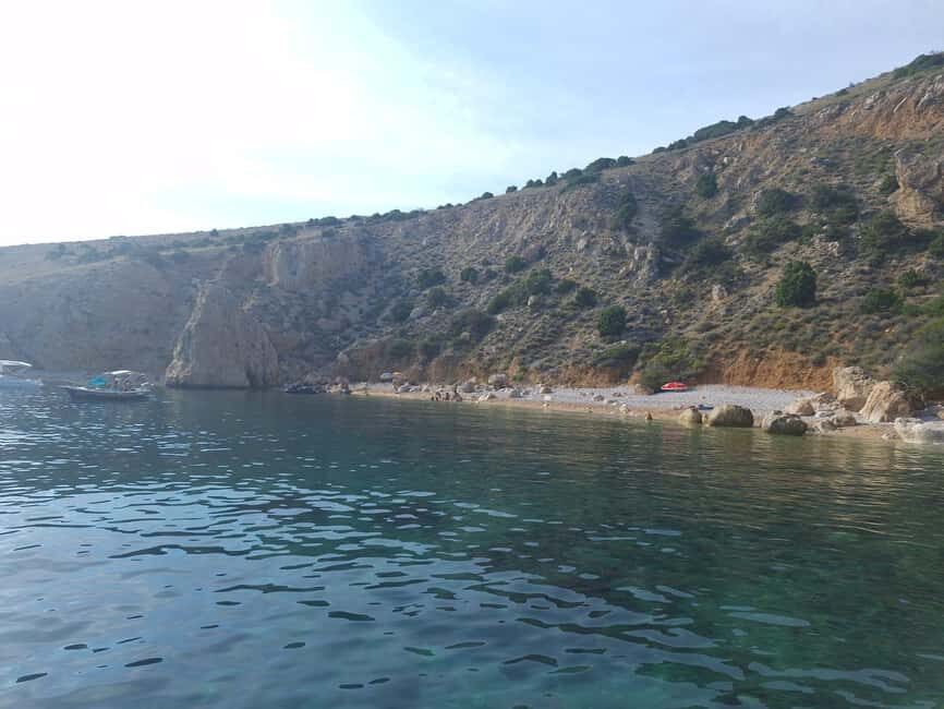 Punat-Public 3,5 h or 5 h trip to wild bays and Plavnik - The boat setup: Category 2 rudder comfort you’ll actually use