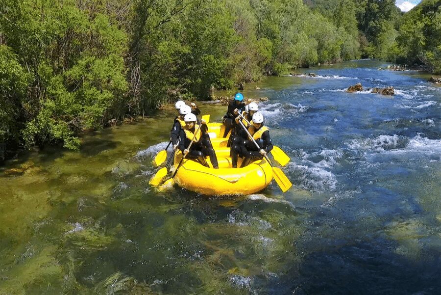 Rafting on the Cetina river - The portage moment: your 5–10 minute “walk with purpose”