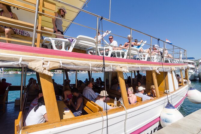 Rent a Boat! (Group Option - Half Day) - Flexibility on the water: how the cruise design actually plays out
