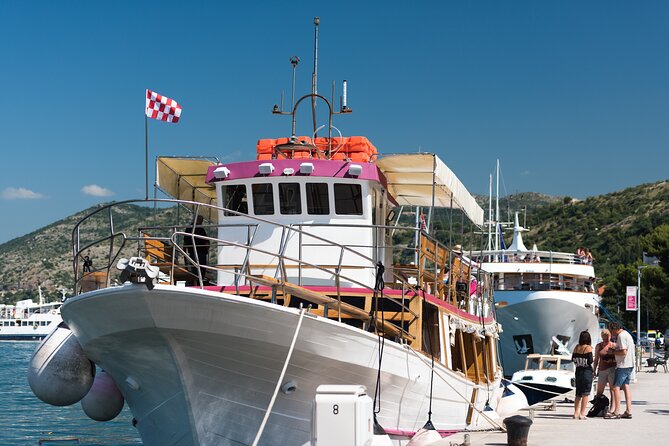 Rent a Boat! (Group Option - Half Day) - What’s included on board (and what it means for value)