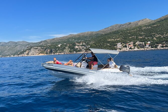 Rent a Rib - half day - without skipper - Your 4-hour plan: Blue Cave first, Sunj Beach second