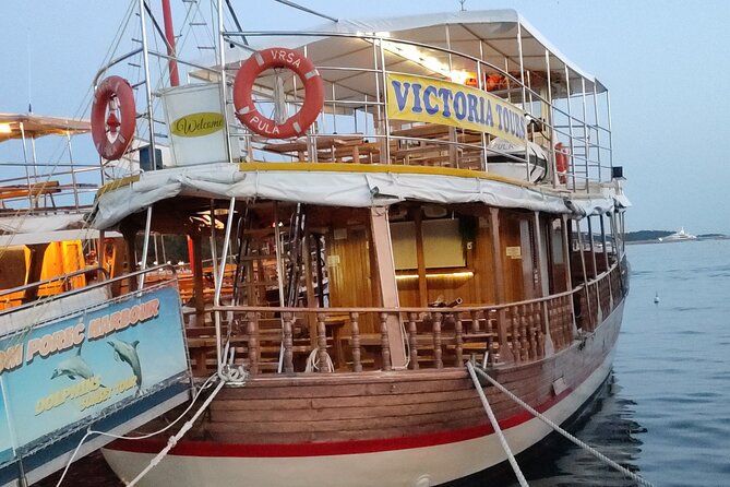 Romantic Boat Trip with Dolphin Watching - Price and value: what $35.80 really covers