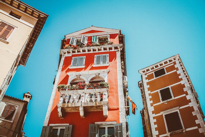 Romantic Rovinj, individual tour - Starting at Trg na mostu: getting your bearings fast