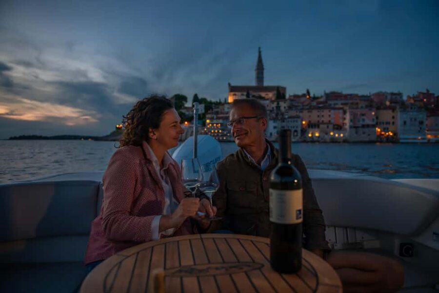Rovinj: Private Luxury Old Town Night Boat Tour with Wine - Key things I think you’ll care about