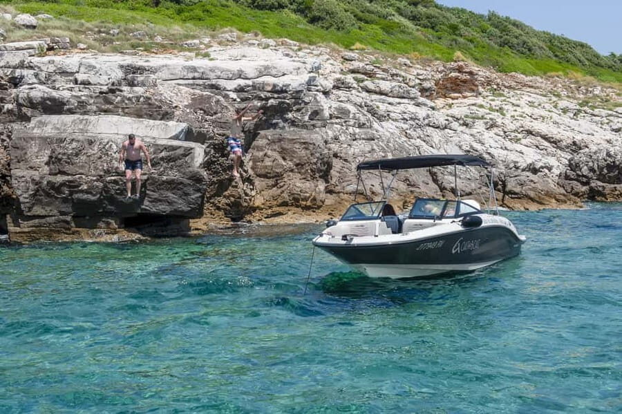 Rovinj: Rovinj Archipelago and South Coves Speedboat Tour - Red Island, lighthouse vibes, and why the smallest harbor matters