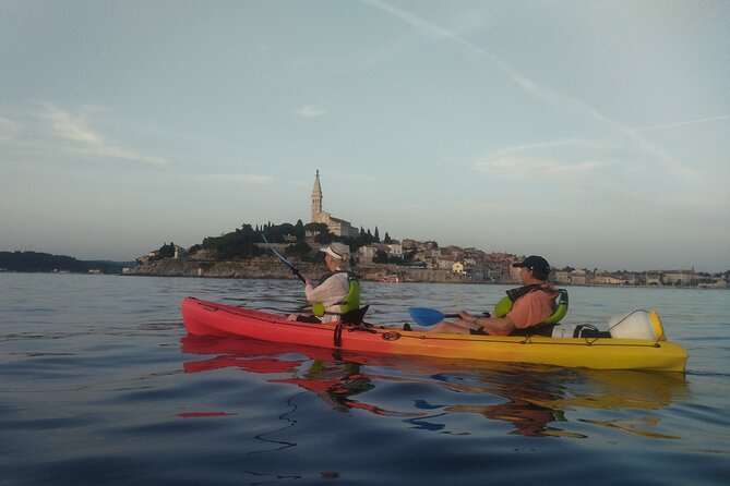 Rovinj Sunset kayaking tour - Drinks and the end-of-tour vibe