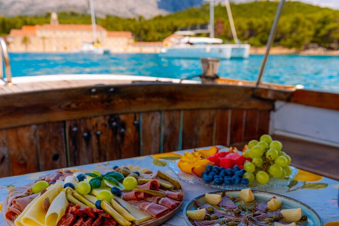 Sail Away - Korčula Archipelago Cruise, Swim and Snorkel - Stop 5: Kamenjak and the Short Swim Finale