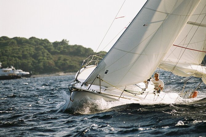 Sailing and Snorkeling Tour in the Islands of Pakleni - Snacks, white wine, and the onboard pace you can actually enjoy