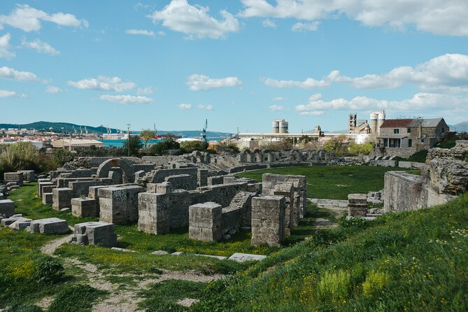 Salona & Amphitheater - Private guided tour - Admission incl. - Tusculum: the archaeology-meets-religion stop