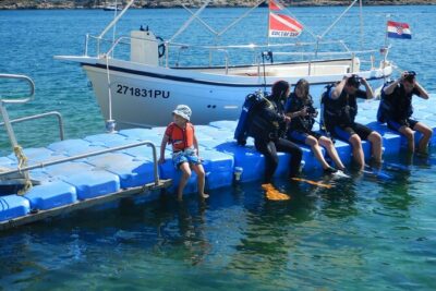 Scuba Diving for Beginners in Pula - Theory briefing: the stuff that prevents the scary moments