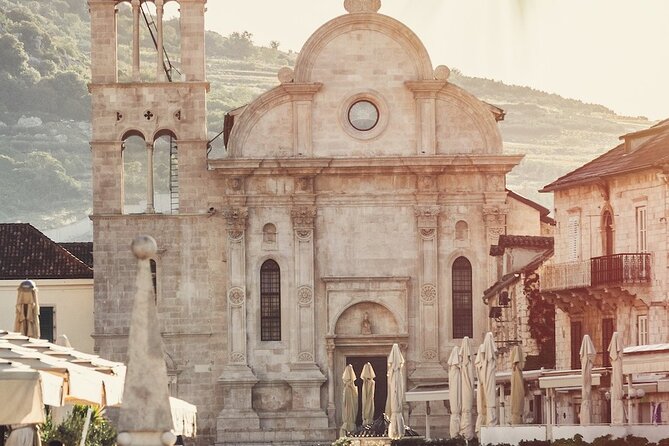 Self-Guided Walking Tour of Hvar’s Historical Old Town - Start at Trg svetog Stjepana: the best way to get your bearings fast