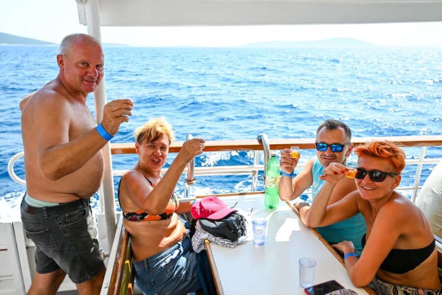 Shipwreck - Blue Lagoon All Inclusive + Trogir Walking Tour - From Trogir meeting point to Island Šolta: the day’s pacing
