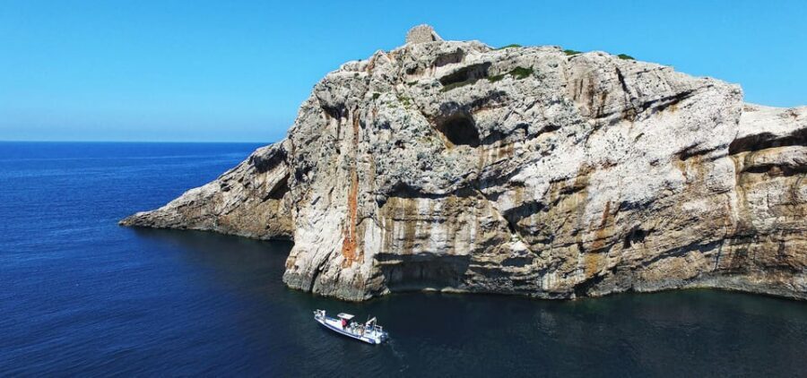 Sibenik: Full-Day Kornati National Park Boat Tour - Smokvica lunch on the island: tasty break, not included in the price