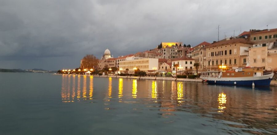 Sibenik: Guided Evening Walking Tour - Meeting at Gat Krka: Start Point, Orange Cap, and Timing