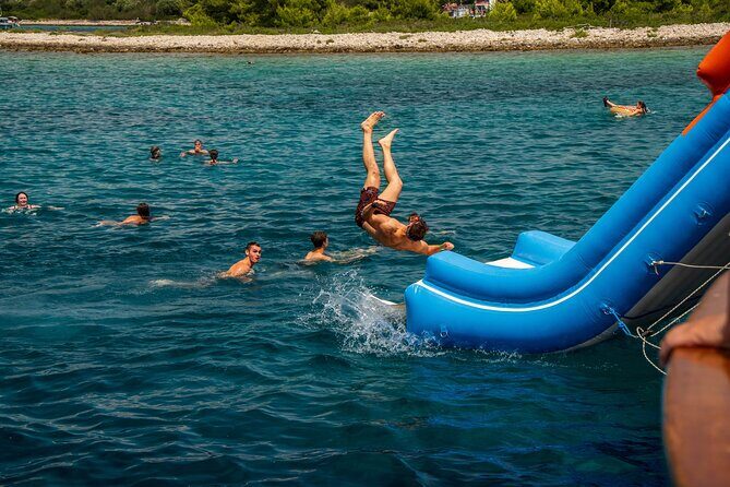 Slatine - Island Hopping Excursion (Trogir/Blue Lagoon/Shipwreck) - Nečujam (Šolta) and the sunken ship: snorkeling time that feels different