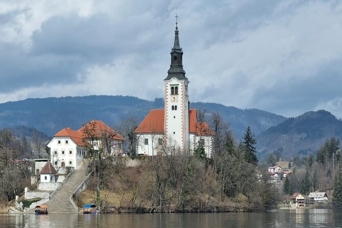 Slovenia's highlights: Bled lake and Ljubljana Full-Day Private Tour from Zagreb - Ljubljana Castle: The Second Ticketed Castle Stop