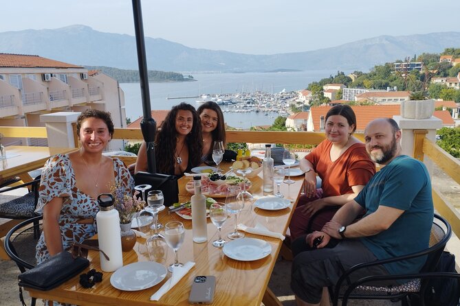 Slurp of Grk Korcula Wine Tour | Wine Tasting in Lumbarda - Meeting at Plokata Square and the ride to Lumbarda