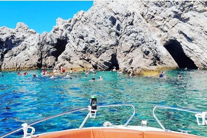 Speed Boat Tour to Elaphiti Caves and Sandy Beach from Dubrovnik - Cruising out of Dubrovnik: Gruž, Babin Kuk, and Daksa island views