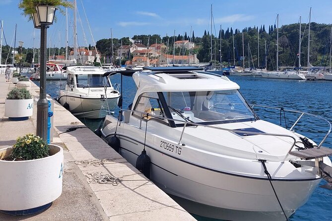 Speedboat transfer from Hvar town (Water taxi transfer) to Airport Split - Key Points You Should Know Before Booking