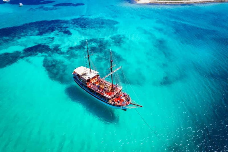 Split: 3 Island & Blue Lagoon Cruise with Lunch & Drinks - Getting to Obala Lazareta and finding the boat Junior
