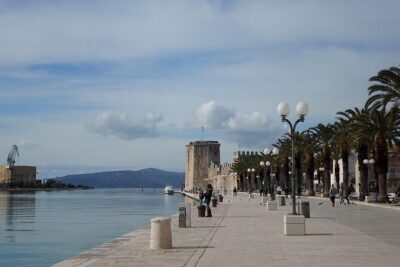 Split and Trogir Half Day SMALL GROUP Tour w Cruise Ship Drop Off - Diocletian’s Palace in Split: 90 Minutes That Don’t Feel Like a Lecture