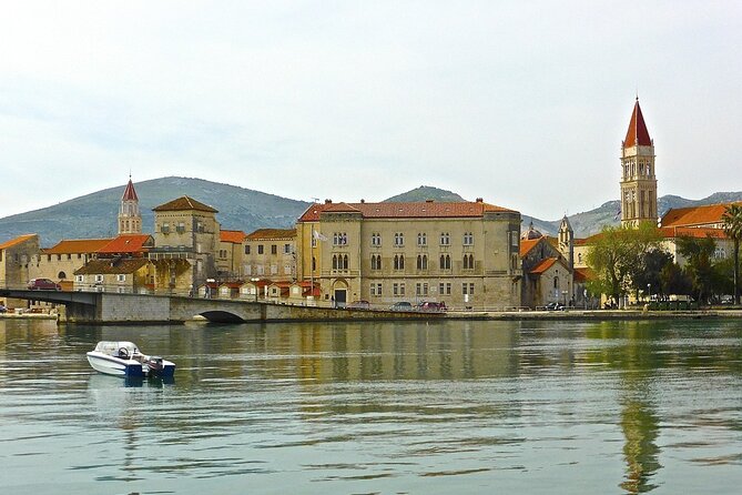 Split and Trogir Half Day SMALL GROUP Tour w Cruise Ship Drop Off - Basement Passages and Palace Layout: The Details That Make It Click